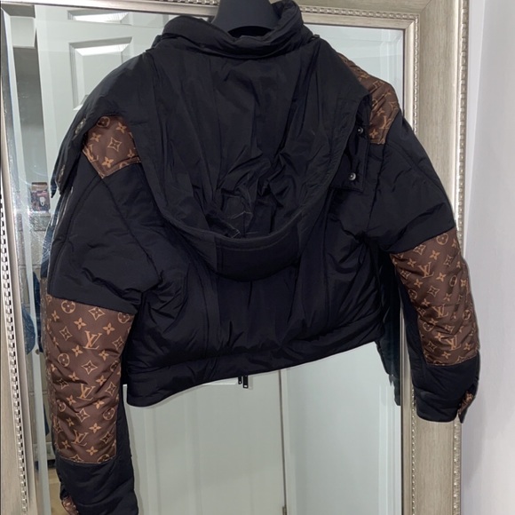 LOUIS VUITTON MONOGRAM ACCENT PADDED JACKET SOLD OUT - Picture 6 of 16